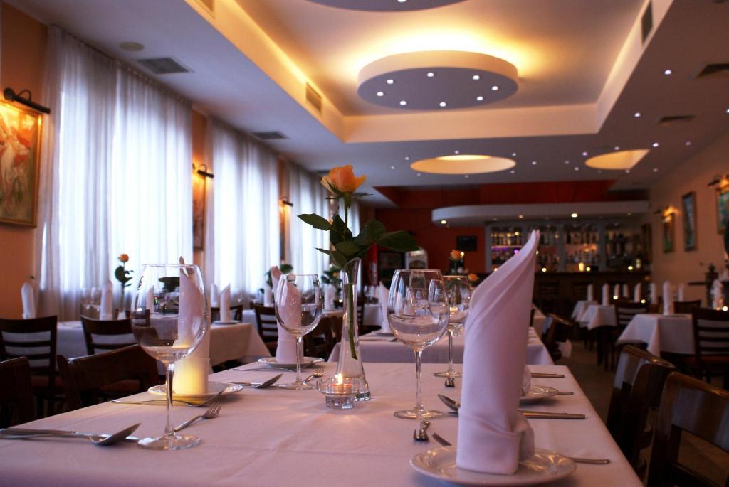 Wald Hotel Warsaw